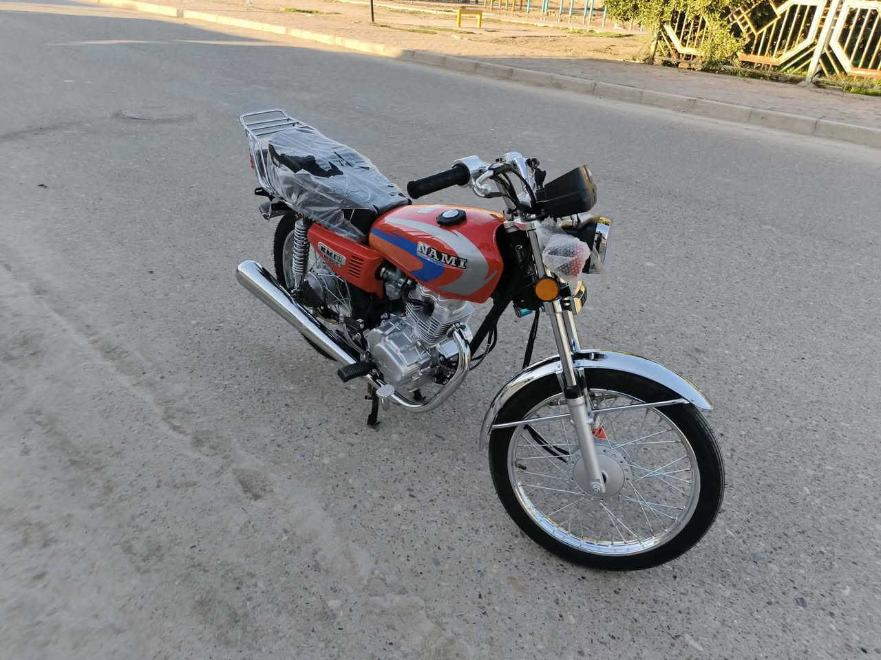 دراجه للبيع كفاله عامه طالعه من الوكيل أوراق سكنر الي يريد يتواصل ع الرقم 
***********
