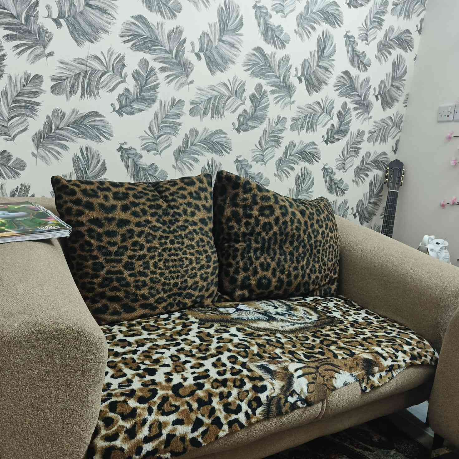 سلام عليكم تخم بانده ٧ مقاعد ويه طبلات مالته و٨ كوشات جديد صار شهر من جبته المكان بغداد الدوره ***********
