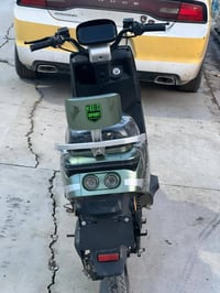 ماطور شحن نوع 318 للبيع  6بطاريات دبل حالتهم نضيفه  ملف 2000 اربع نمر ...