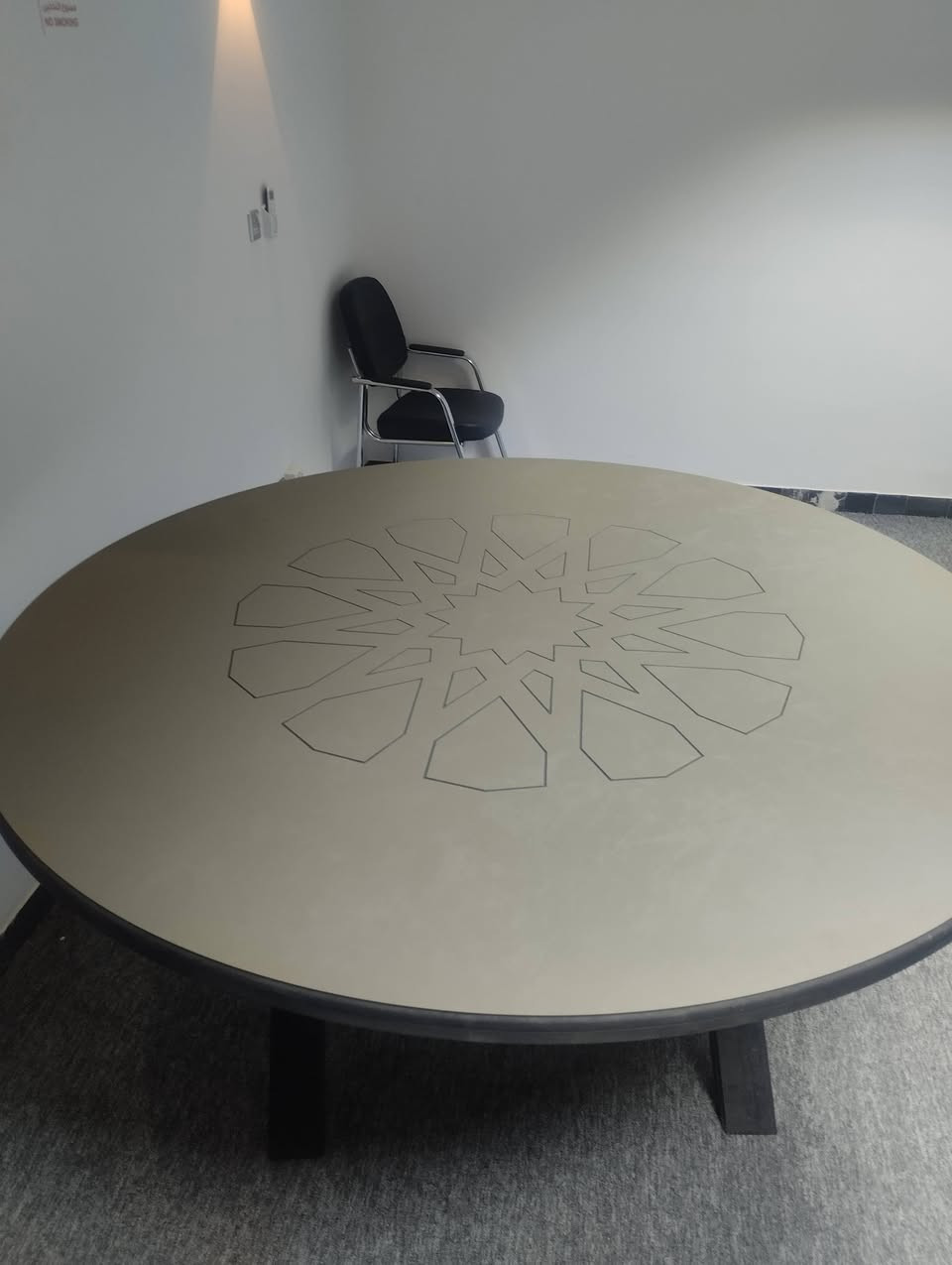 السلام عليكم من رخصه الادمن المحترم 
ميز اجتماعات للبيع شغل عراقي 
450 وبي مجال العنوان المنصور البيجيه


**إذا كنت صاحب هذا الإعلان وتريد حذفه لأي سبب، رجاءا أرسل رسالة إلى الدعم الفني**