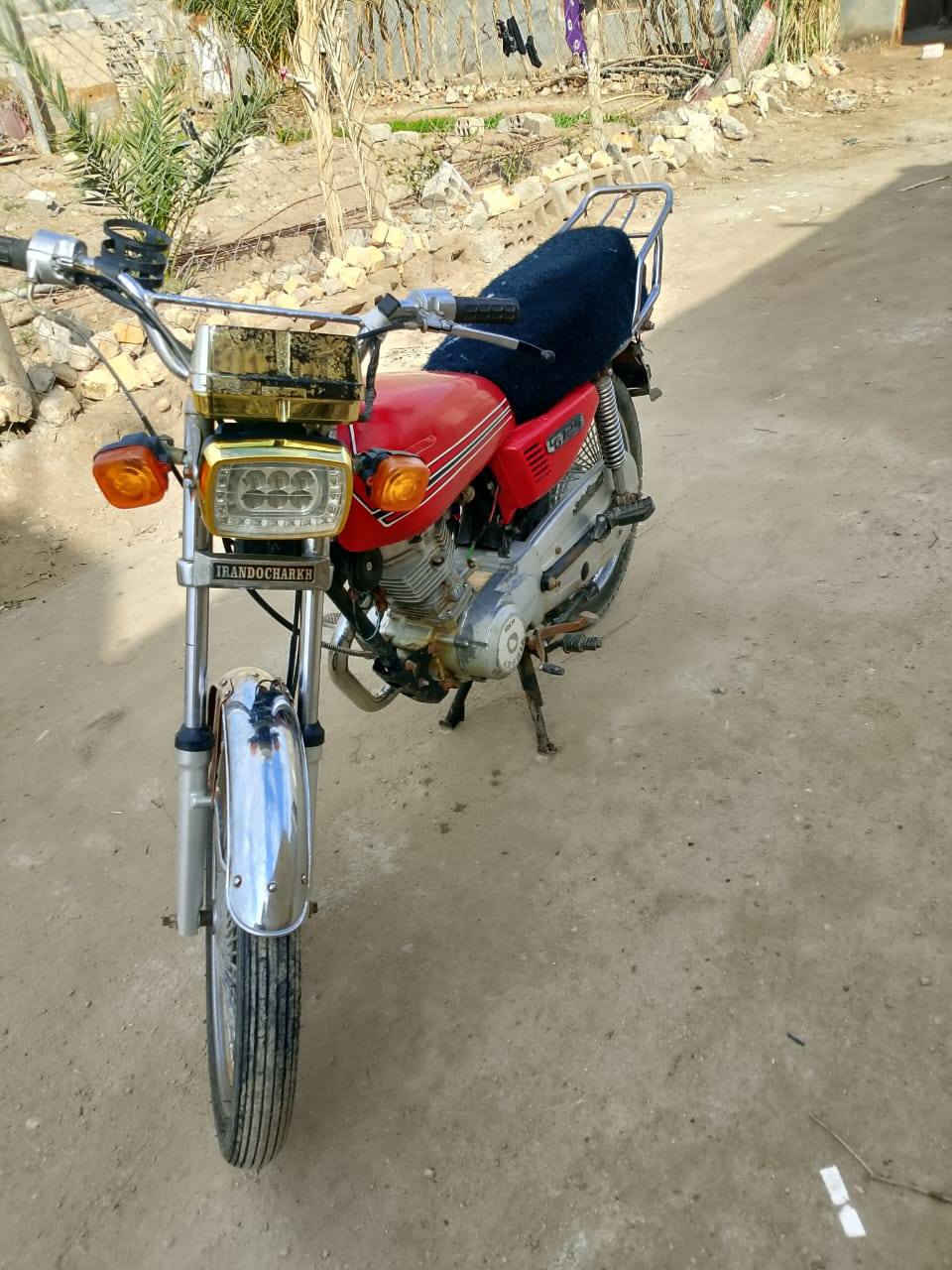 سلام عليكم دراجة يراني نامه موديل 18وراق اصولي دراجه خير من الله سرعه ومعدل وشلعه فول مكان دراجه ديوانيه قضاء شاميه سعر 500وابيه مجال تصل ع رقم ***********
