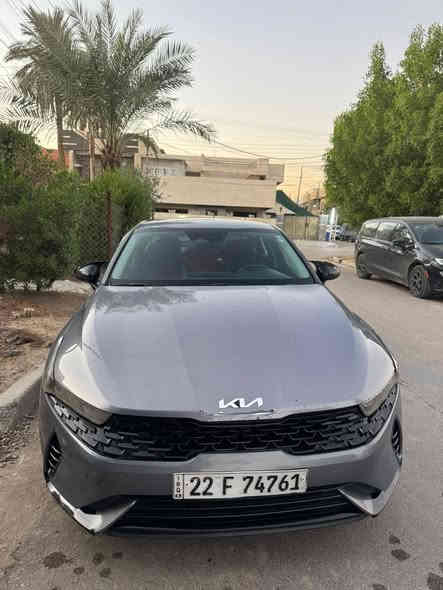 السلام عليكم كي فايف 2021وارد امريكي رقم اربيل تحويل شوكت متحب حادثها مثل مموضح بالصور فقط بنيد ماشيه 81سياره جديده كلش ومناقصها شي مواصفات بصمه شاشه تحكمات كامره داخلها جديد سعرها 153وبيها مجال مكاني بغداد عامريه ***********
