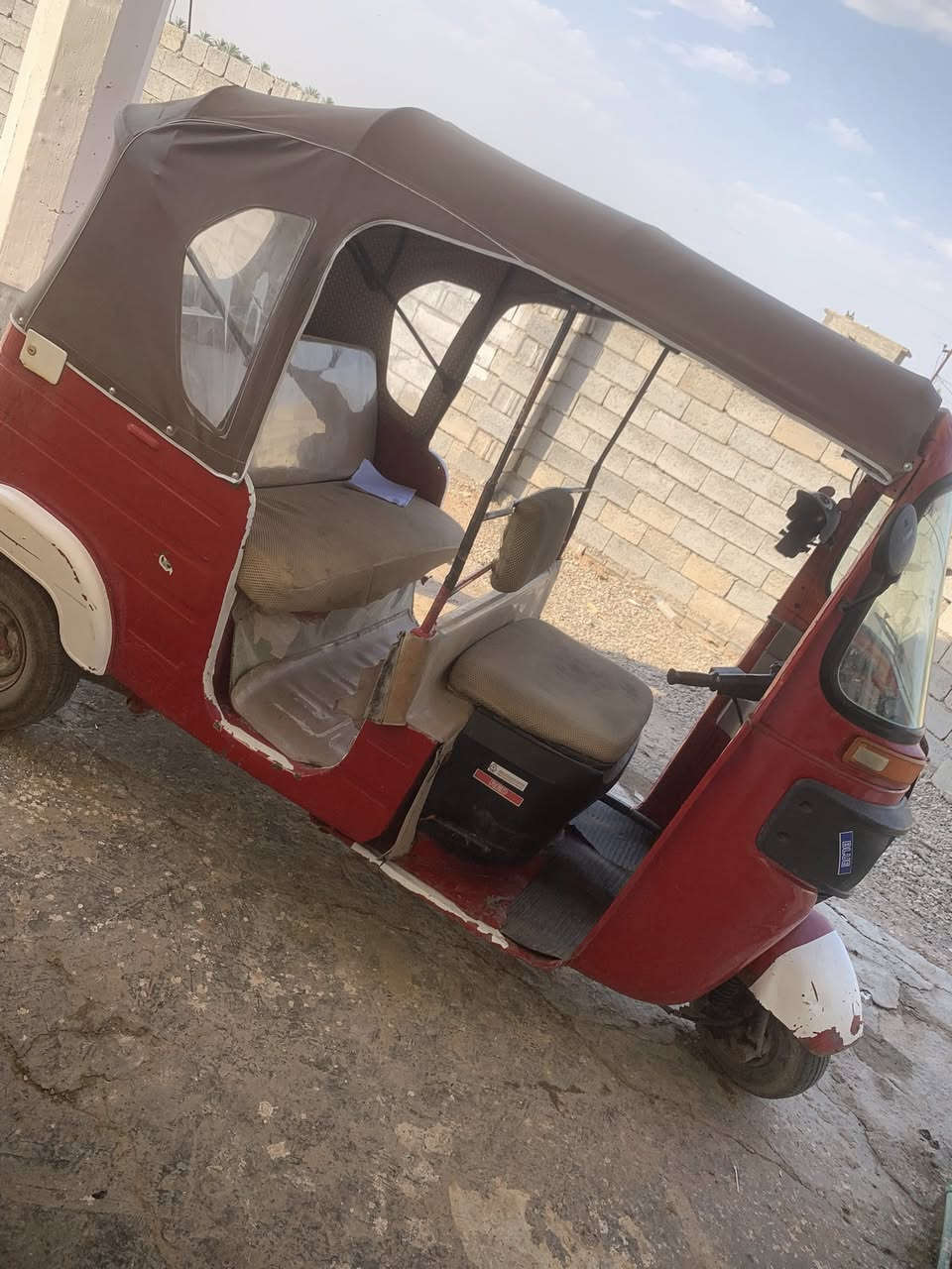 السلام عليكم تكتك البيع 2017 ما ناقصها اي شي كبل الشارع نضيفه حلوه مكاني الخالص التحويله تحويل مباشر سعر خاص (***********)
