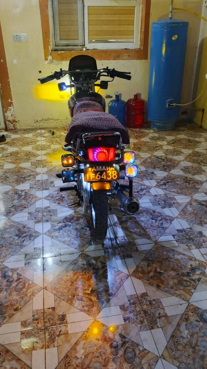 ماطور 2018 براغي شركه شرط يصير اصفر البيع🖤

*********** مامتواجد عل فيس ولا واتساب
