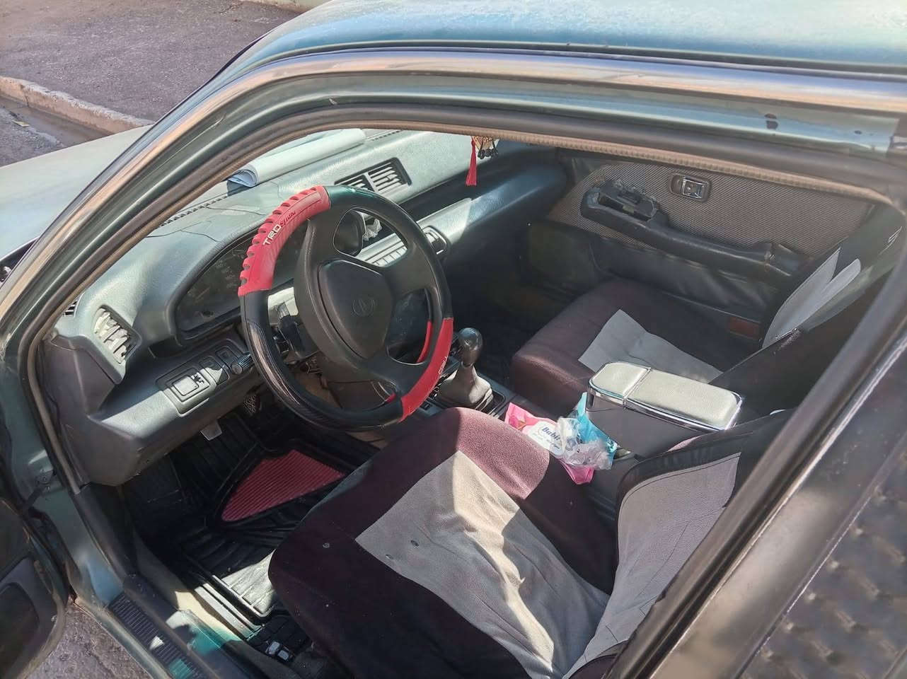 السلام عليكم
للبيع سياره داهستو
موديل ١٩٩٢
سنويه خضر ساقطه
 كير محرك شرط
تدفىه شغالا
وايرمنيتها كلها شغالا
 بيها طخم الكدام تعبان فقط
وشرط التحويل من الشرعي 
الكشر كدام العين تعال شوف اب
عينك  ♥️
السعر ١٧ ورقه. وبي مجال
بسيط.مكاني موصل
العكيدات تواصل عل
رقم ***********
***********
الخاص مغلق
