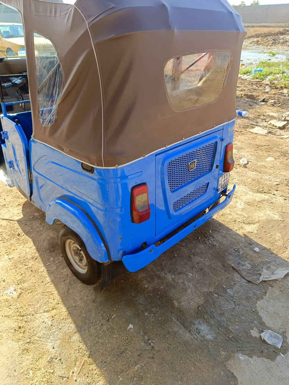 شباب سلام عليكم هاي 2021 مكفولة من الصبغ ومكينة وكسن مكفولات مكانهة مدينة صدر سعرهة 8 وبيهة مجال ***********
