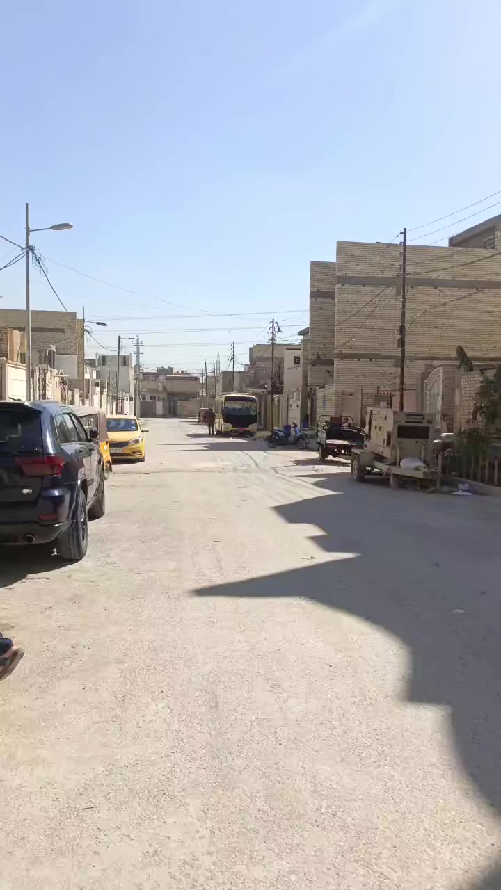 سلام عليكم..
١٠٠متر للبيع بناء ٢٠٢٦ البيت فارغ تستلم مفتاح.. 
العنوان حي الكوفه الجهه اليسره خلف صيدليه فاطمه 
***********
