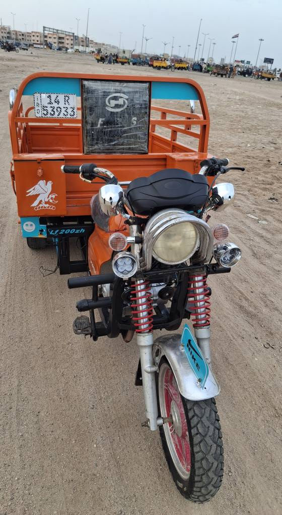 ستوته يفان فرس مديل 2015 رقم وسنويه بسمي ستوته جاهزه كفاله عامه شاصي مكفول كهربأيات شقاله مكينه 200 مصبوغه صبغ بلاد حراري السعر 3000 مليون وشراي بخدمته العنوان القبله *********** هاذ رقم راعيه مكلف منشر
