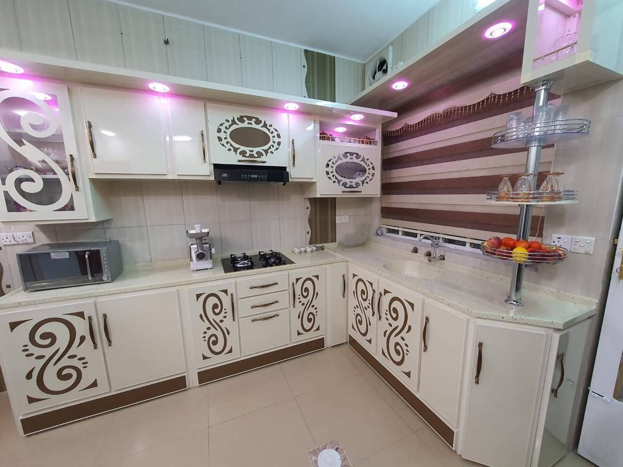 بيع وشراء ومراوس جديد بل قديم استفسار علا خاص او علا واتساب ***********
