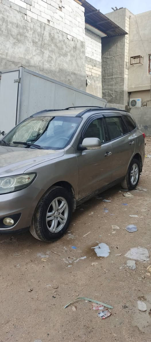 السلام عليكم سنتافي للبيع
محرك ٤سلندر دوش 2400
كير محرك كفاله ع الفحص تبريد شغال
حديدية توني بدلها كل أصلي
السياره ناعمة بيها مدكر موضح بلفديو  ومصبوغه عام 
موديل 2012
راعيها جاري شرط التحويل
قماره شواصي  كفاله تجي تفحص 
العنوان بصره حي الزيتون
***********
(السعر 113 وبيها مجال البصرة, العراق
