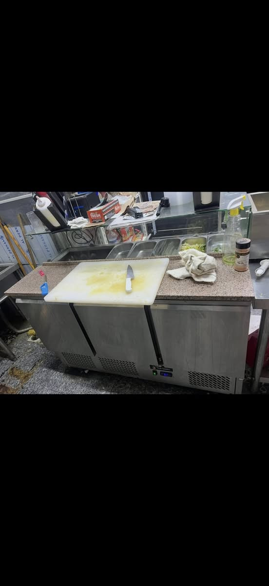 غراض مطعم للبيع ***********
