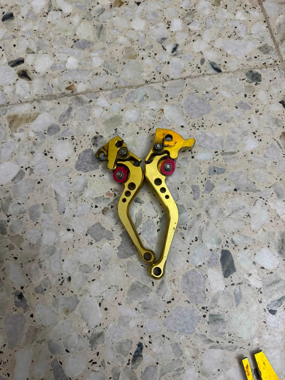 للبيع ***********
