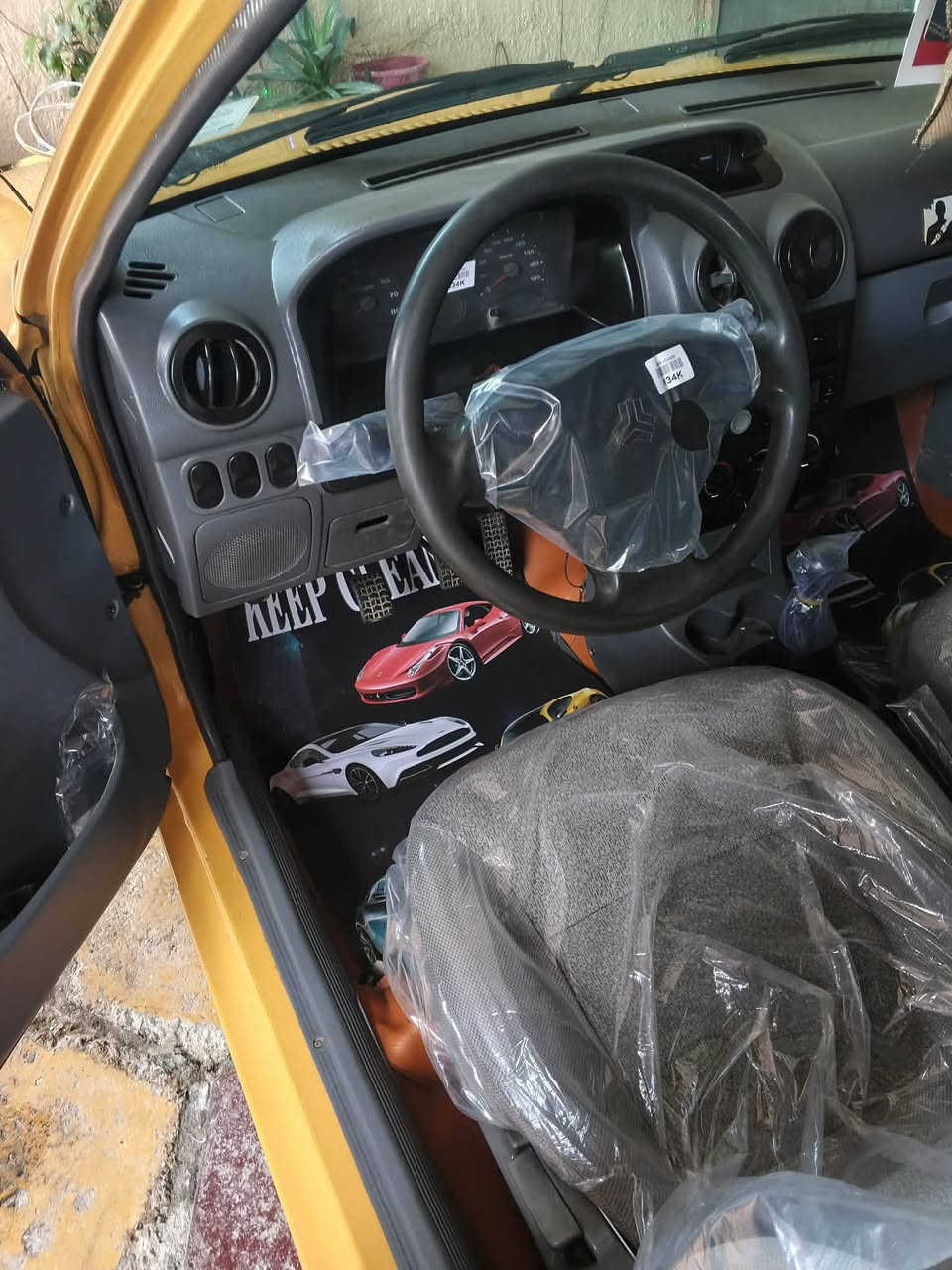 للبيع سايبا موديل ١٥ مكفوله من ضربه والصبغ والبارد 
شواصي مكفولات لافطر ولازلغ 
رقم بغداد هيئه وغرامات مصفره سياره جديده مكينه وكير وصدر جدد كهربائيات شغاله 
مكان بغداد البياع ***********
السعر ٤٣ بيهه مجال قليل
