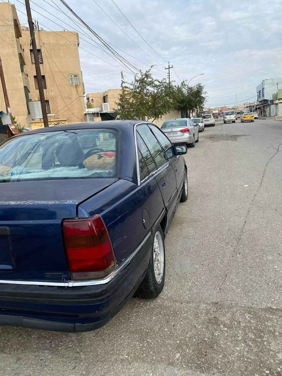 مكلف بل نشر 

اوبل اوميكا 1992

رقم كركوك مشروع وطني سنوية مامنتهي

دفتر بانزين بيه 
محرك 20 كيرعادي
كهربائية كلها يشتغل بدون نقص 
گير محرك اكسل كأردن بخابر و صوت كلها بشرط 
تتفيية يشتغل 
 جسمه عل بلاد  قاعده دبلات بلاد بدون فطر ولا خياس 

سعر 36$
اي استفسار خابر 
 واتس اب *********** كركوك, العراق
