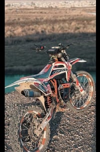 CRX 2024 • برتقالي • كاربون فايبر