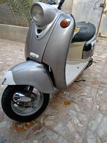 السلام عليكم دراجة مصرية نضيفة، شغالة هندر والسلف عوزه باتري السعر 150 بيها مجال بسيط لـ شراي.المكانناصريةناحيةاورالسديناوية *********** واتساب
