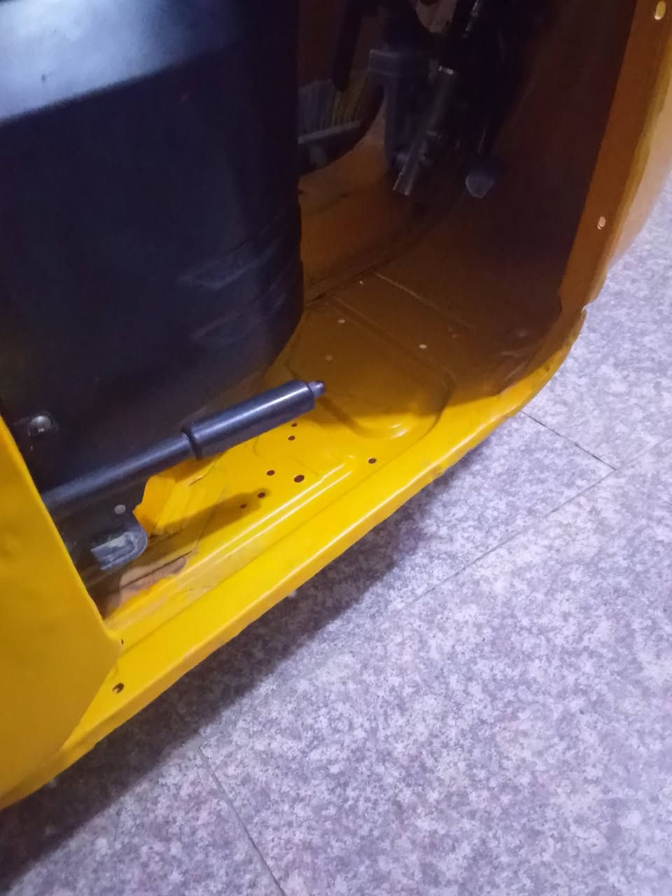 السلام عليكم تكتك 22 شهر 8 رقم وسنويه انكليزي كفاله عامه من كلشي رجاءً غير متواجد لا واتساب ولا ماسنجر مكاني كربلاء الشراي يتصل ولمو شراي ليتعبني فدوه ***********
