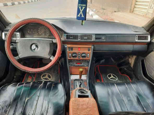 مرسيدس دب رقم نجف الماني مشروع وطني موديل 85 مكينه وكير بل كارتون كهربائيات شغاله تخم تاير حداديه خير من الله سياره جاهزه السعر 35 وبيه مجال مكان السياره البصره قضاء المدينه  ما متواجد ع الفيس رقمي ***********
