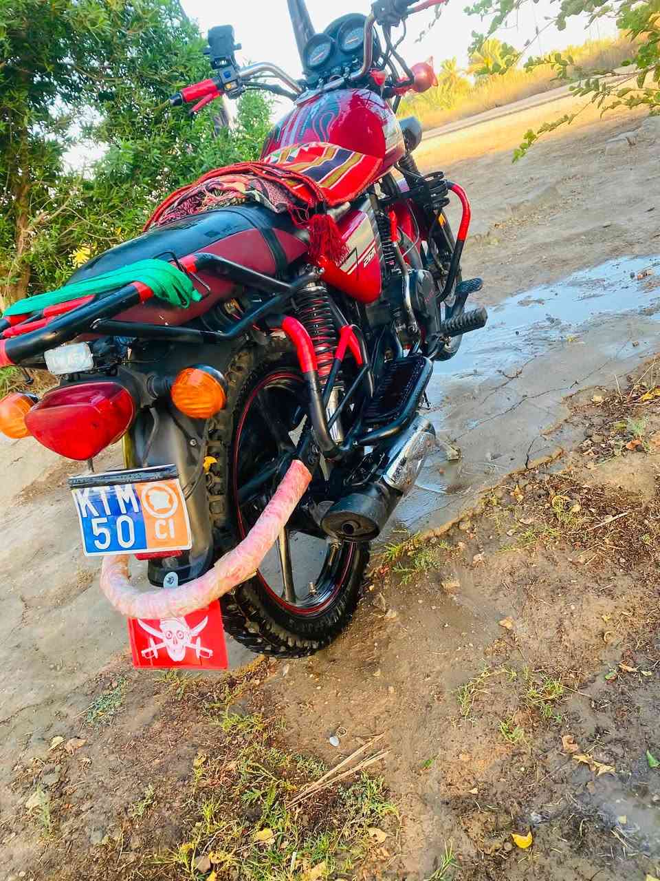 داي وان نفخ اوراق اصولي محرك 200 cc
1350 وبيها مجال حكً جيه 

ديوانيه غماس
*********** وتساب فقط
