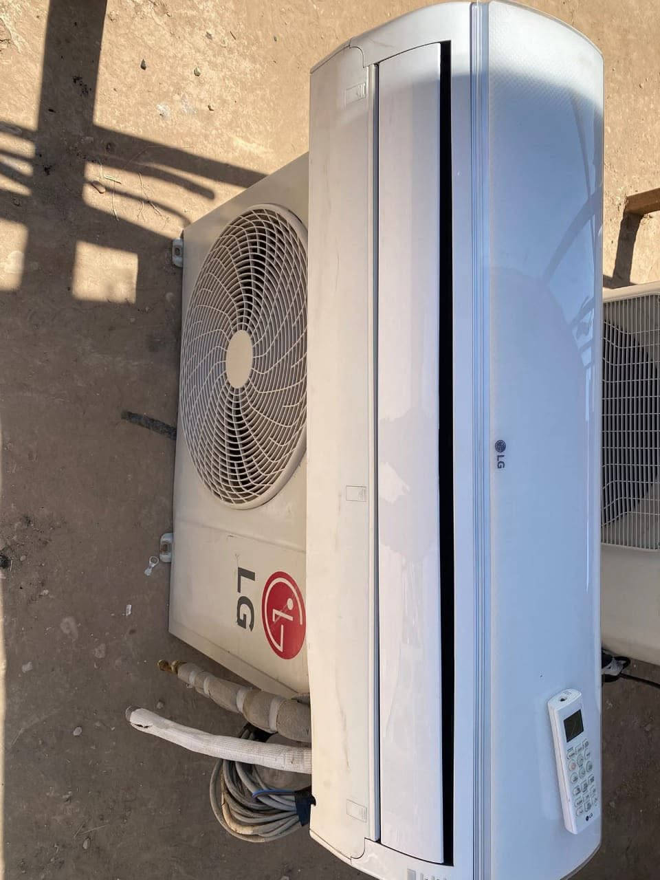 السلام عليكم 

سبالت للبيع 

LG طنين كلشي بلادي على وضع الشركه 

جنرال طن ونص ايضا بلادي كامل 

سبالت عدد 2 حجم 1 طن كاملات وضمان

كل السبالت بلادي بشرط تاخذ وتشد اذا تخلي الف دينار غـيـر الشد اني خسار 

***********
واتساب 
📩🚚☎️📞
