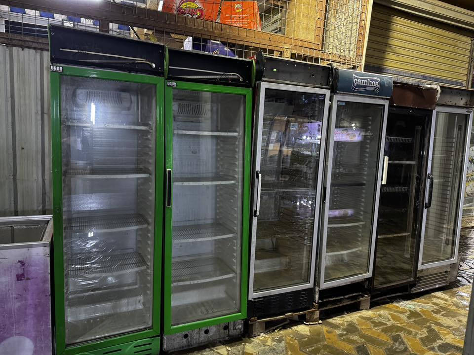 السلام عليكم                                  عارضات عاموديه 6 شغلات فقط وحده عاطله وعارضات بطحيه 2 شغالات بس عوزهن جام بيع شلع الموقع بغداد المدائن مجمع الحسن ع  ***********

‭ ‭
