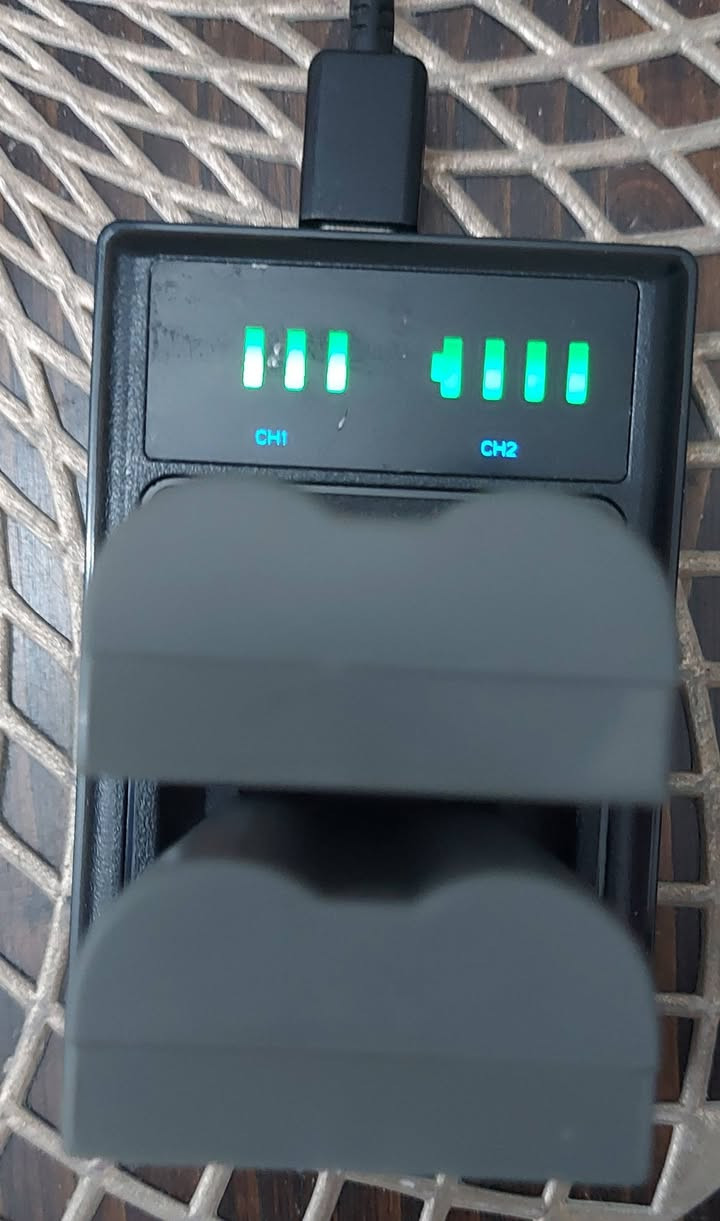 بطارية نيكون
بطاريتين ليثيوم ايون سعة ٢٤٠٠ ملي امبير مع شاحنة بطارية بسعر ٢٠ الف  
موديل 
   D30 D50 D70 D70S D90 D80 D100 D200 D300 D300S D700
يتوفر التوصيل لجميع المحافظات بغداد ب٤ والمحافظات ب٦


**إذا كنت صاحب هذا الإعلان وتريد حذفه لأي سبب، رجاءا أرسل رسالة إلى الدعم الفني**