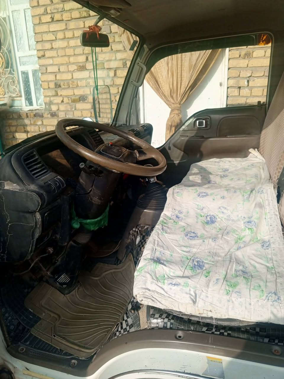 سلام عليكم كيا حمل أزوزه للبيع رقم نجف إنكليزي بسمي تحويل ثانيوم سنويه ال 28مكفول شاصي رقم شاصي كهربائيات مقدم كله محرك 3000 بس بي خيط بخار العنوان السماوه سعر عل خاص ***********
