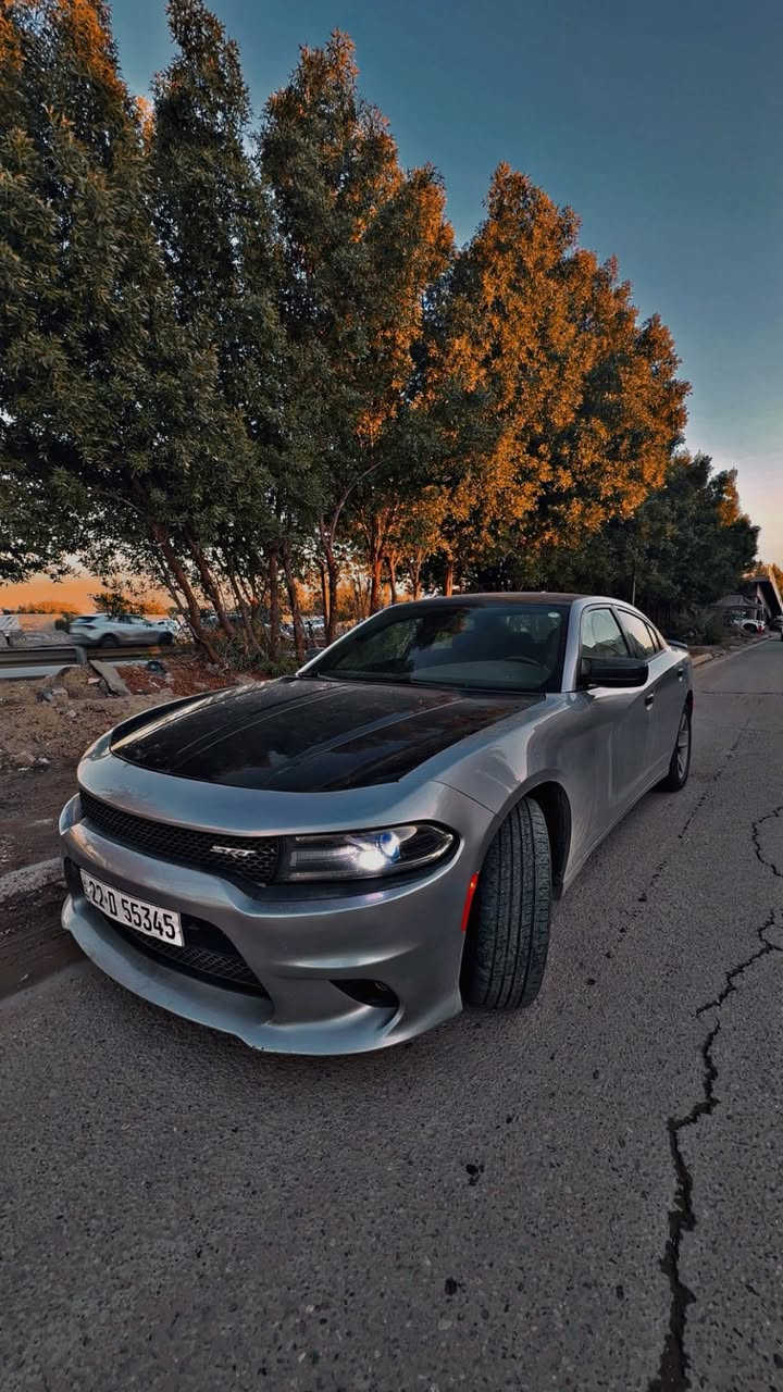 حياكم الله ✨
•دوج جارجر sxt🩶
•موديل 2018
•كلين بدون اي حادث  
•ممشى السيارة 106.000 mi 👍
•محرك 3600/V6🚀 
•تدفئه +تبريد مقاعد + مقود 
•مقود كهربائي 
•شاشة حجم كبيرة + كامره خلفيه 
•بصمة تشغيل + دخول ذكي 
•حساس خلفي 
•تحكم مقود كامل 
•مقعد كهرباء  
السيارة جديده جداً بدون اي نقص 👍
سعر 210
رقم ***********
