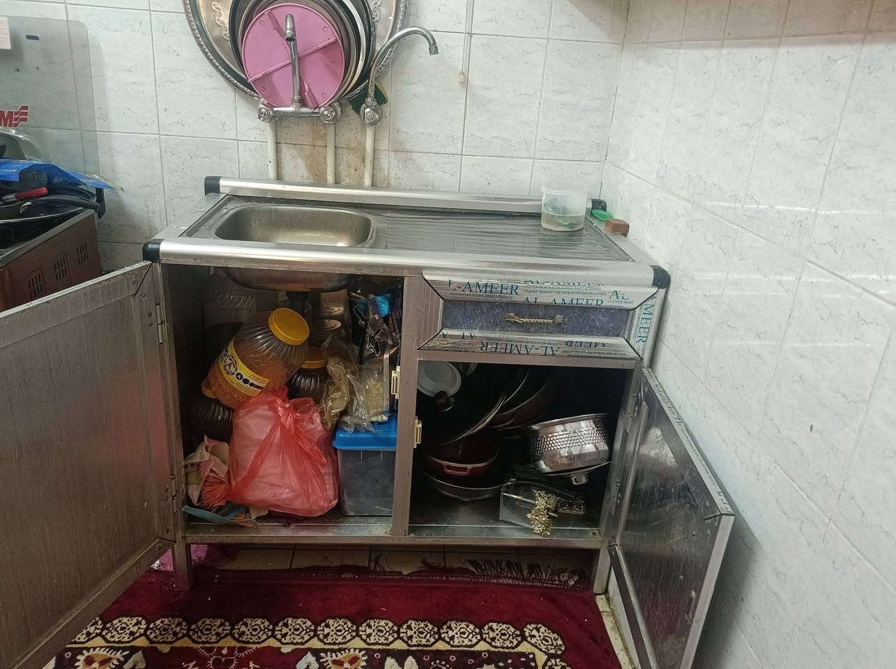 سنك مع ملحق نظيف 
السعر ٥٥  الحر
***********
