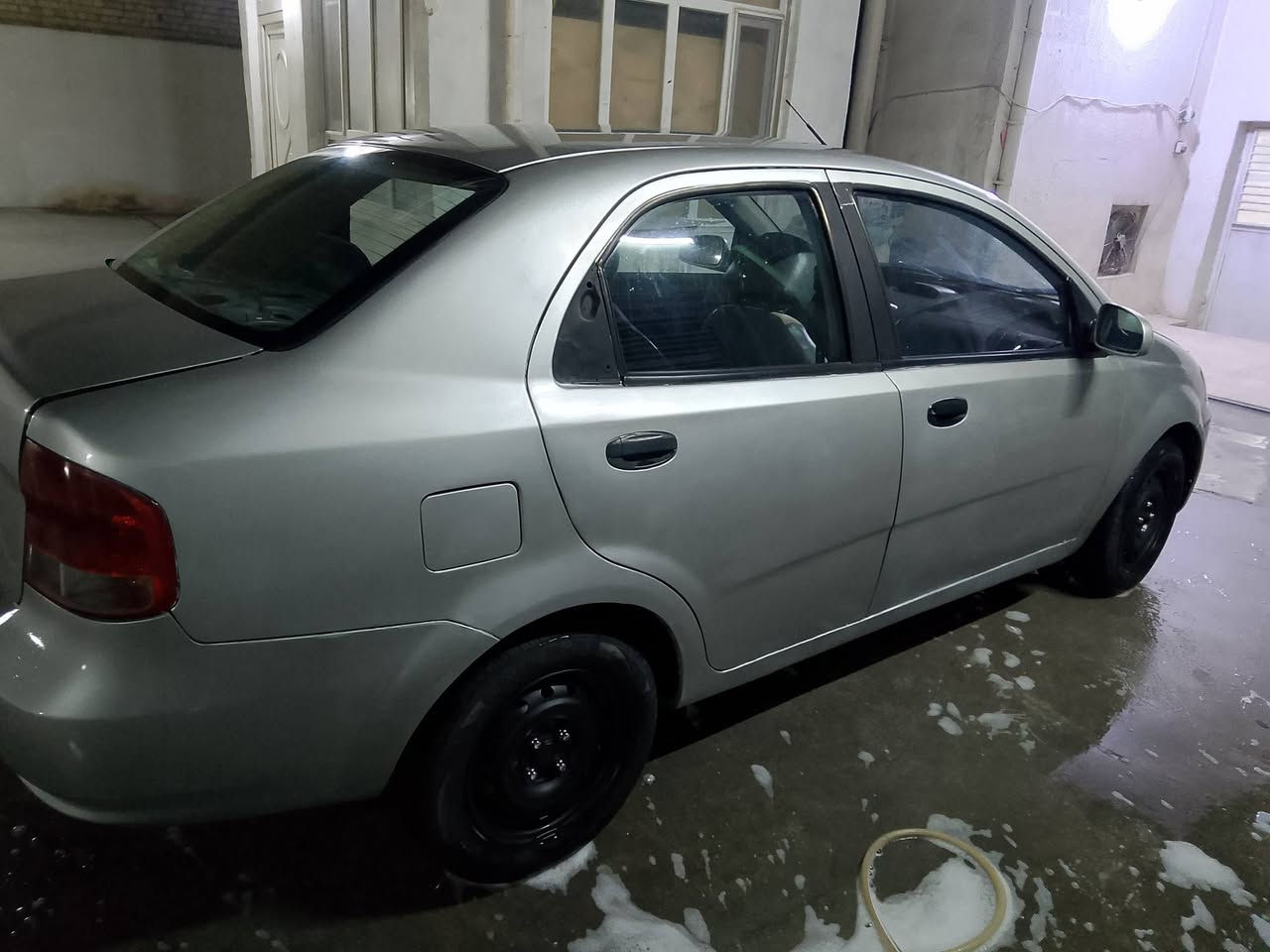 اڤيو 2006مصبوغه احزام لجماليه محرك جديد حاويه مفتوح سعر50وبيه مجال قليل رقم الهاتف ***********
