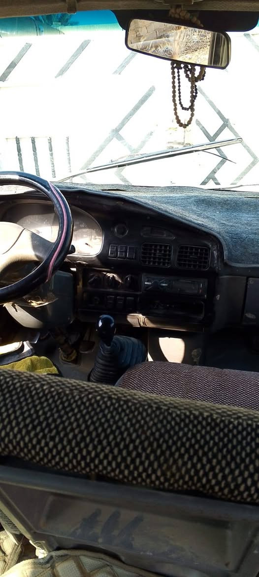 السلام عليكم بريجو 1995للبيع ومراوس اليريد هذا الرقم يتصل ***********
