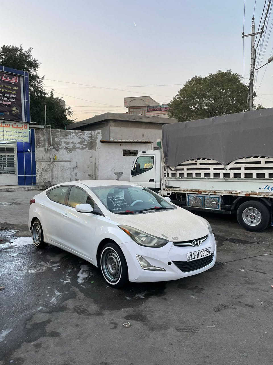 السلام عليكم النترا موديل 15 للبيع وارد امريكي حادثه باب عكس سايق بدون دواخل  بيه تلحيضات بسيطه السياره جاهزه من كلشي مواصفات عاديه  شراي يتصل  رقمي للتواصل ***********
