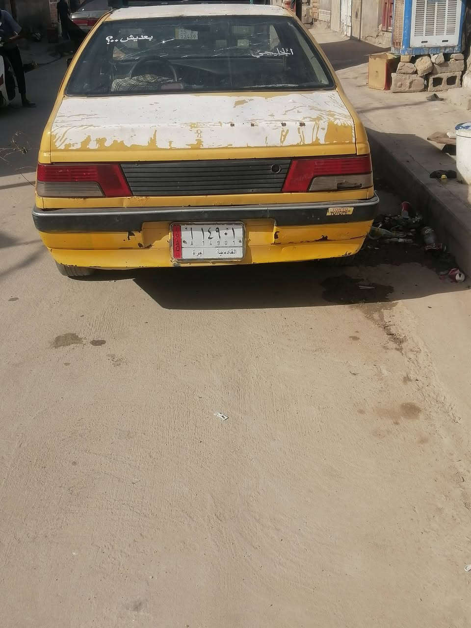 لبيع سياره بيجو بدون تحويل السعر ٨ وراق  ***********
