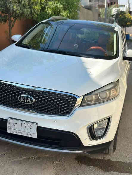 سورينتو 2015فول مواصفات رقم بغداد
بانورما 
محرك وكيل كفالة عامه
الكير مبدل هايدروليك جديد
صدر جديد نضيف جدا
باتري جديد 
السيارة جديدة 
السعر 220 وبي مجال
***********
