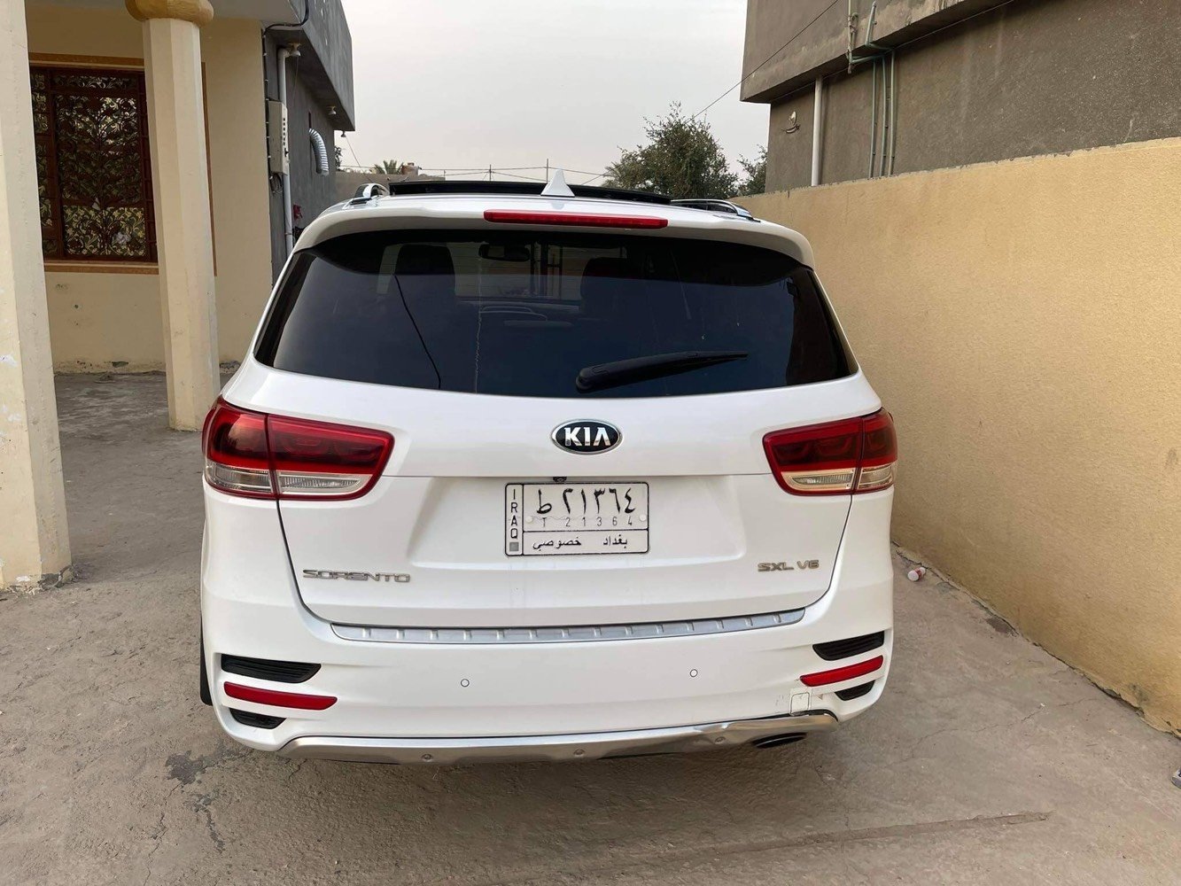 يا الله سلام عليكم 
للبيع كيا سورنتو 2016
فول مواصفات آعلى فئة (sxl)
محرك 6سلندر
7راكب حادثها جاملغ بدون دواخل فقط بارد بدون صبغ سياره جديده خير من الله لاستفسار اتصل 

***********