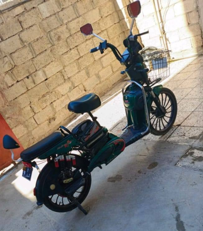 سلام عليكم
دراجه حجم 20
جديده تخم بطاريات جدد قبل اسبوع شادهن
السعر ٣٠٠
هذا رقم صاحب الدراجه لحد يعلقلي
***********
