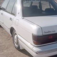 سيدان اوتوماتيك • موديل ٩٠ • كفاله عامه