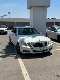 مارسدس W212 E200 2010  تخم تاير الدرجه الأولى   بأسمي   تلفون: 0772121...