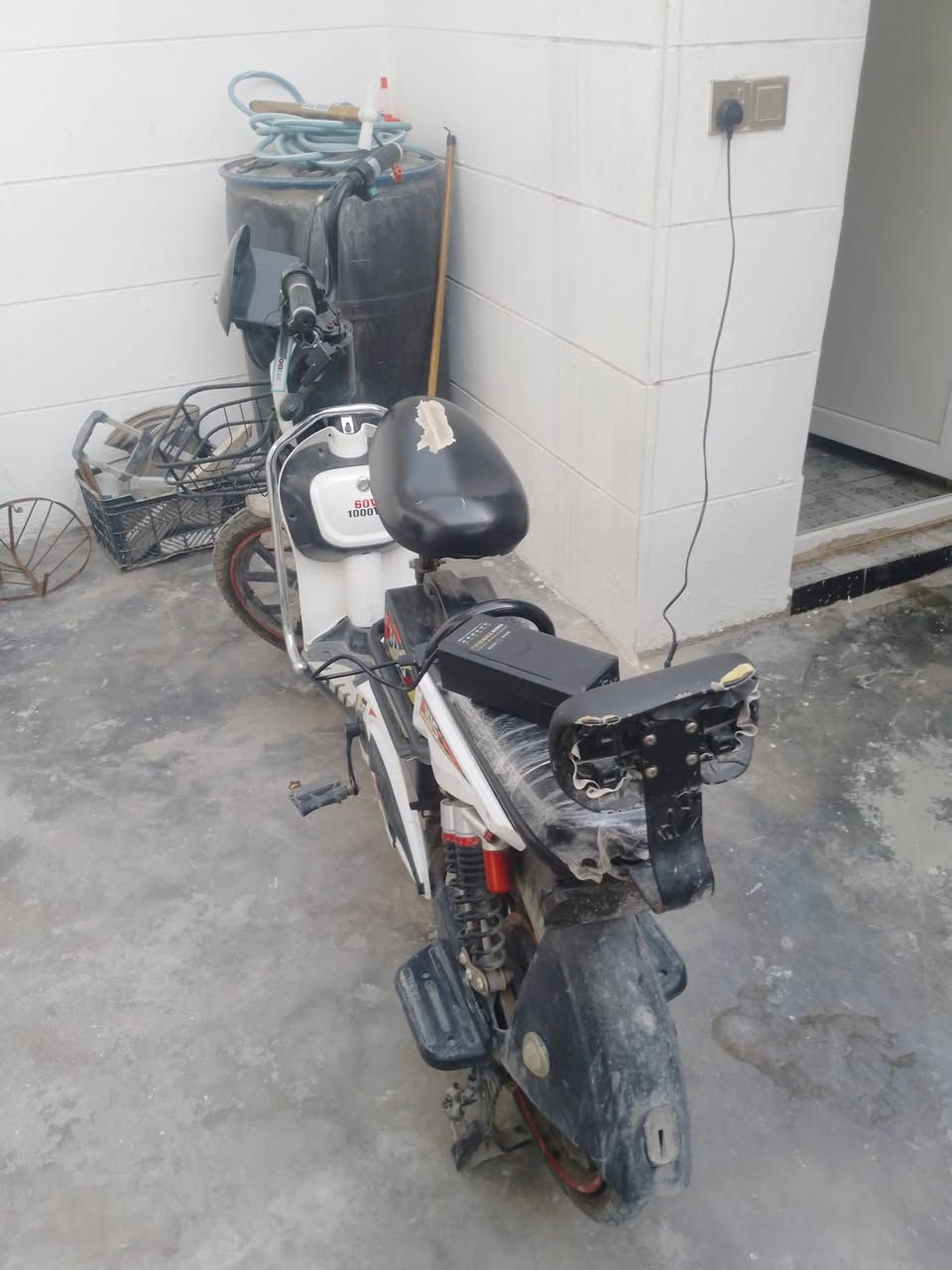 دراجه شحن للبيع كركوك حي الزوراء
السعر250 الف
***********
