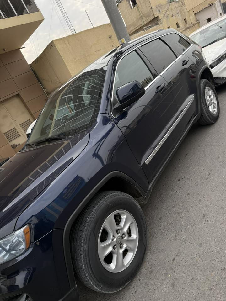 جــيـب موديل ٢٠١٤
فوول مواصفات ( فتحه بانوراما+كشنات جلد كهربائيه+شاشه بلاديه +كامره حساسات مفوله السياره

 السياره جاهزه من الدعاميه للدعاميه ماتذب ربع عليها  حداديه كير مكينه 

رقم اربيل انكليزي الجديد وسنويه

مكاني مركز بصره وسعرها ٧٩ وبيها مجال  الشراي يتصل على الرقم ***********
