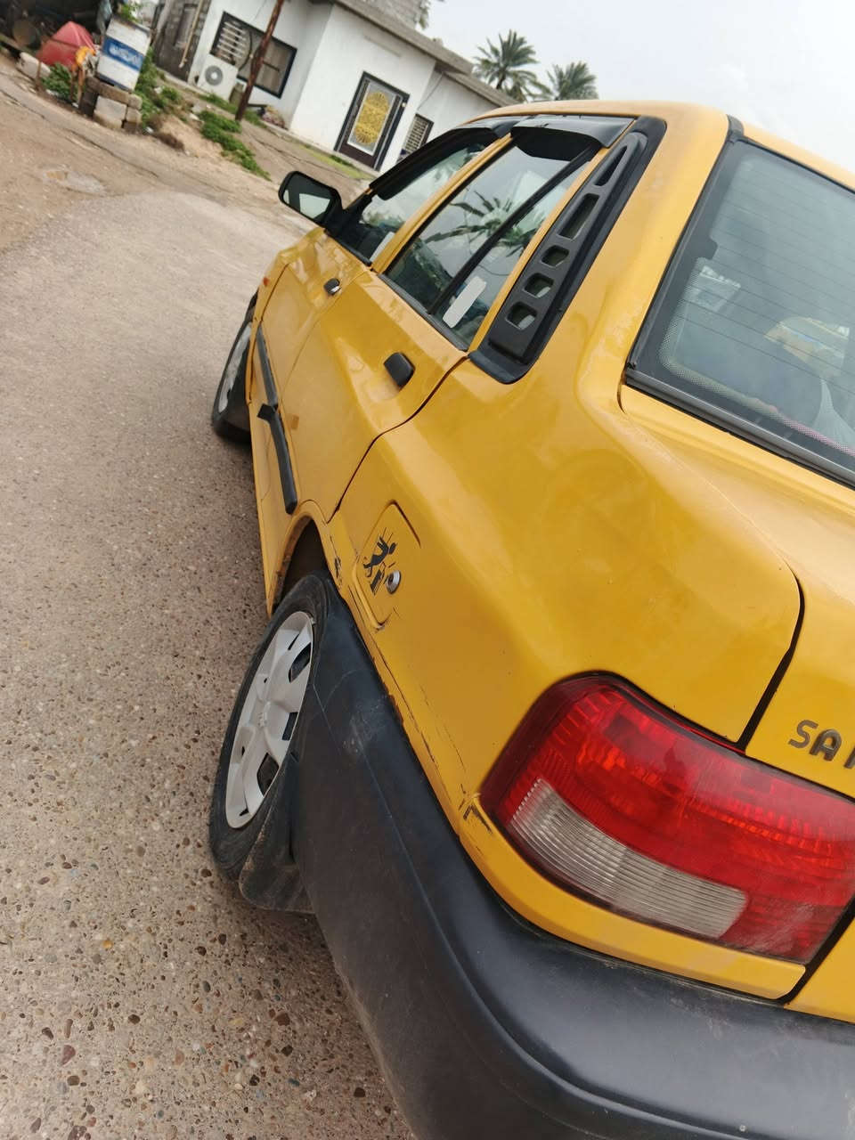 سياره سايبه للبيع موديل 2011
كير محرك مكفولات 
شواصي ما معمره حلوه 
شكل الجديد دشبول نفخ 
دبل سويج 
سنتر لوك شغال 
كهربائيات كلها شغاله اربع اشاير لايتات 
داينمو جديد السيارة مال جناي ترايك وين ما تريد
السعر 30 بيها مجال مكانها بغداد تاجي 
للتواصل 
***********
***********
متوفر واتساب
