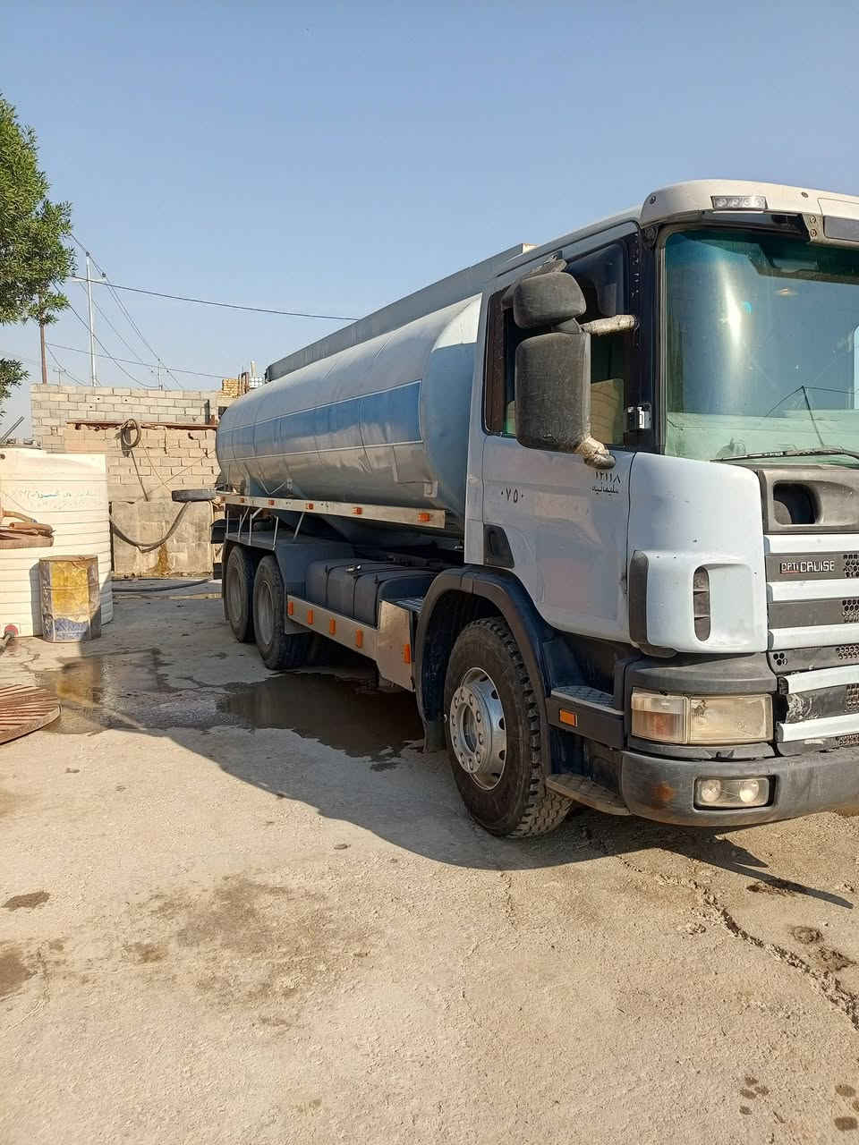 تنكر سكانيه بومه البيع 2001جاهزه رقم سلمانيه تحويل مباشر تخم تاير تدفاء تبريد عوزه غاز. كهربايات فول 20طن سياره كبل لعمل سعر 
240 رجان مو شراي لا علق ولا يخابر مكاني ناصريه ‏‪***********‬‏
