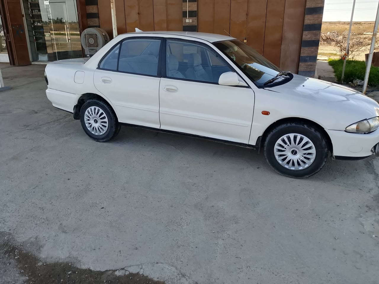 السلام عليكم براتون موديل 2002 رقم بغداد سياره جاهزه كلها شرط السعر 29 وبيها مجال اتصال ***********
