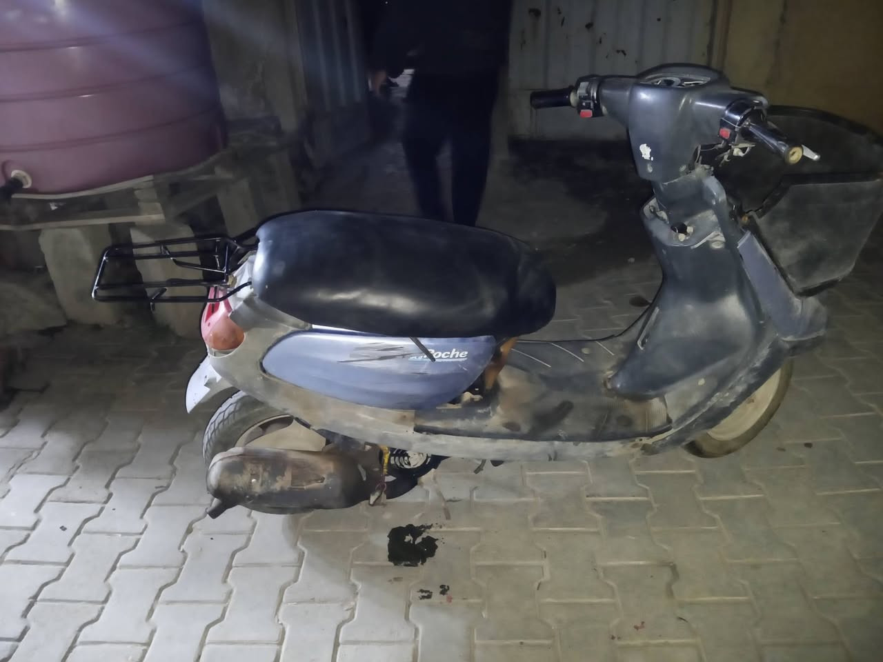 سلام عليكم حبايب 
دراجه ذبانه للبيع ابيع كوم حديد دراجه تشتغل 
السعر خاص


**إذا كنت صاحب هذا الإعلان وتريد حذفه لأي سبب، رجاءا أرسل رسالة إلى الدعم الفني**