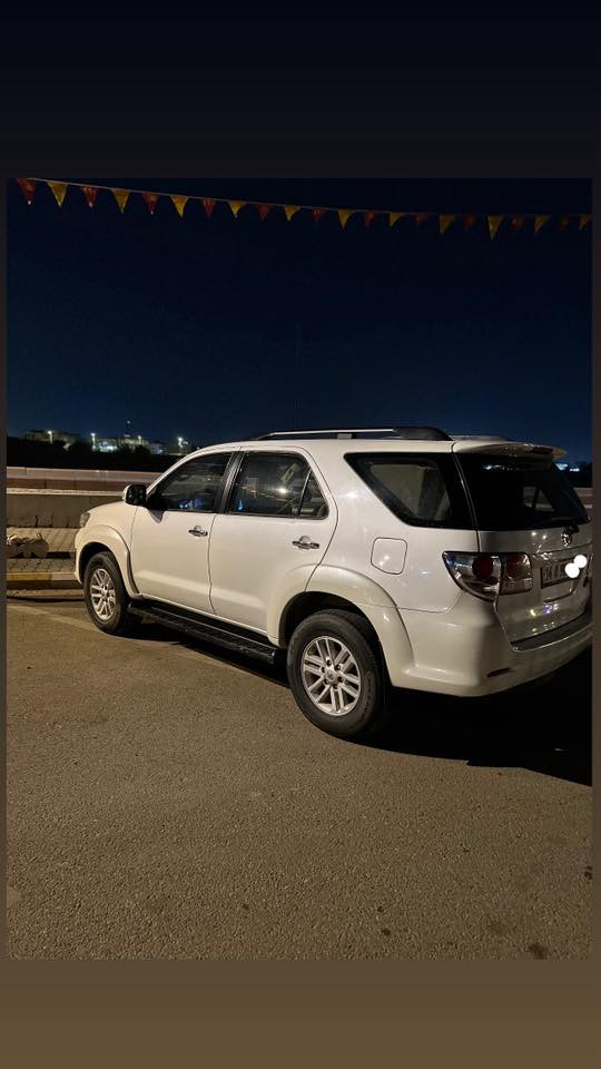 فورتشنر 2013 محرك 4 سلندر2700 
السلام عليكم 
فورتشنر 2013 للبيع 
3 قطع تبريد 
7راكب
شاشة  android 
كير محرك كفالة
حدادية و تايرات جدد
رقم إنكليزي 
السونار مرفق بالصور
الدعاميات مصبوغه 
مكان السيارة كوت 
السعر 195
التفاصيل و الاستفسار 
واتساب ***********
