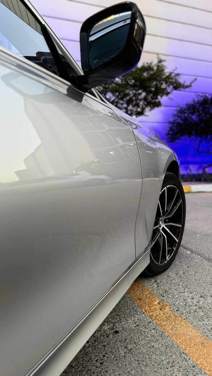 ⁨ #بسعر_مناسب ⁉️

#BMW [ 330i ] 🏁🔥

الموديل: [ 2020 ]

المحرك: [ 2.0 / توين بور تيريو ]

الگير: [ اوتو ]

الممشى: [ 47 الف ميل ]

اللون : [ سلفر - الجديد ]

الحالة: [ ضرر جاملغ وبنيد وقطعتين صبغ من امريكا ]

[ الـــــمـــواصــفـــــات ]

فول اعلى مواصفات داخل قرميدي 

شاشة ديجتل , كاميرا , فتحة , حساسات , كشنات خزن فول اعلى مواصفات ⁉️

الموقع: [ بغداد - المنصور ] 📍

للتواصل واتس اب او اتصال : [ ‪***********‬ ] بغداد, العراق
