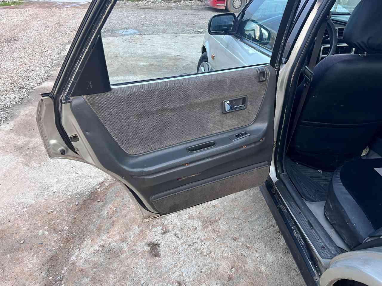 مازداهەشتوبەرخ شان موس علوج
هەرهەموگیانیبەشەرت سعری21مەجال
شوێن شورقورنە
***********
***********
