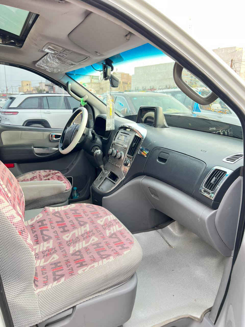 سلام عليكم البيع ستاركس مديل 14اصل بيه شويه صبغ شبر وحد وبيه مدكر كدام بدل بدون دواخل سياره حلوه حله من صور  مكينه مجول جديده لا تبخير ولا تنقيص سياره فول مواصفات فتحات  حداده جديده تبريد ثلج   بكان سياره بصره الهارثه 215بيه مجال الطيبين شراي ينتصل  واني خادم   ***********
