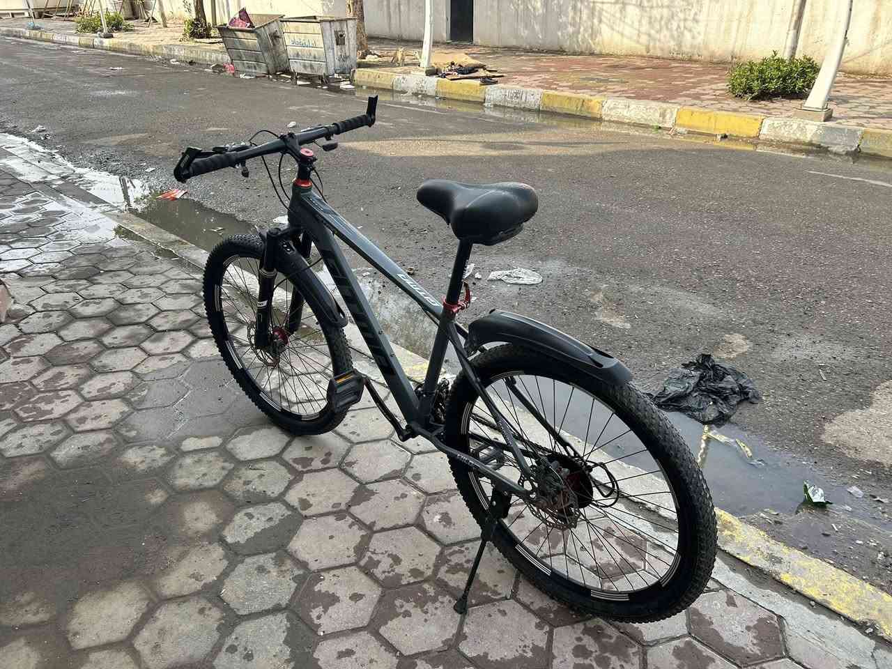 بايسكل جبلي حجم 24
الموقع بغداد كرادة داخل 
السعر 90الف وبي مجال 
الاستفسار   ***********
