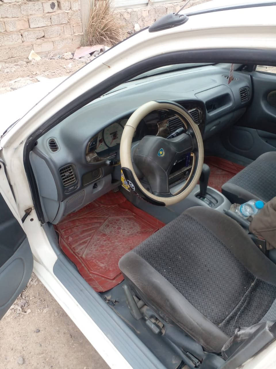 السلام عليكم بروتون للبيع موديل 2004مكفولة سعر 57 بيها مجال بغداد***********
